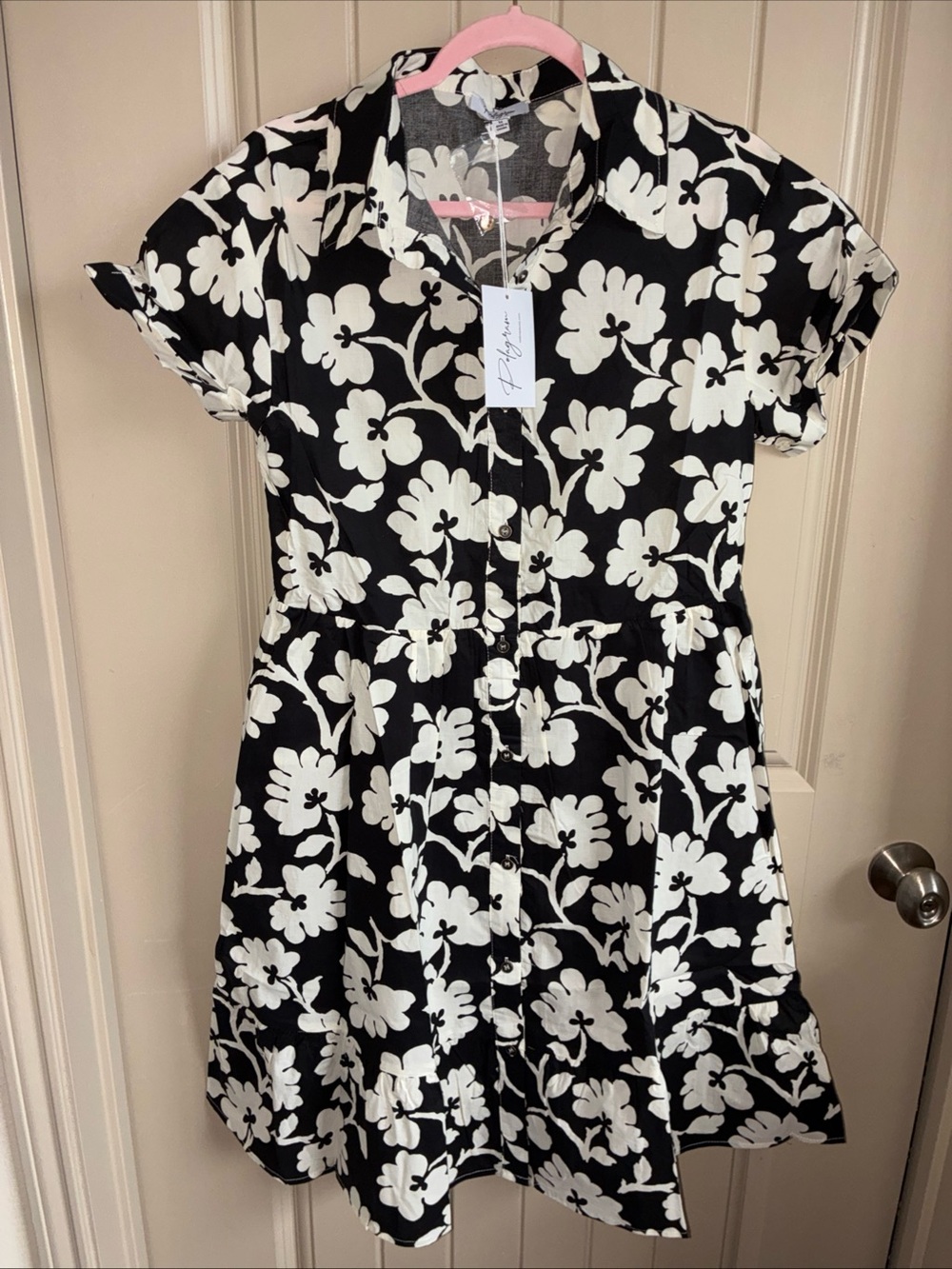 Polagram Black & White Floral Midi Button-Up Dress